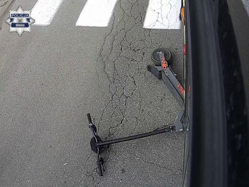 11latek wjechał hulajnoga pod autobus