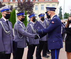 Ślubowanie policjantów w Bydgoszczy. Zdjęcia z uroczystości