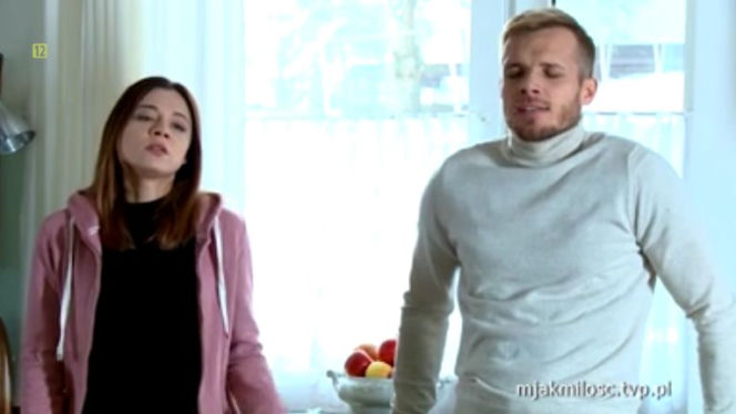 M jak miłość. Iza (Adriana Kalska), Artur (Tomasz Ciachorowski)