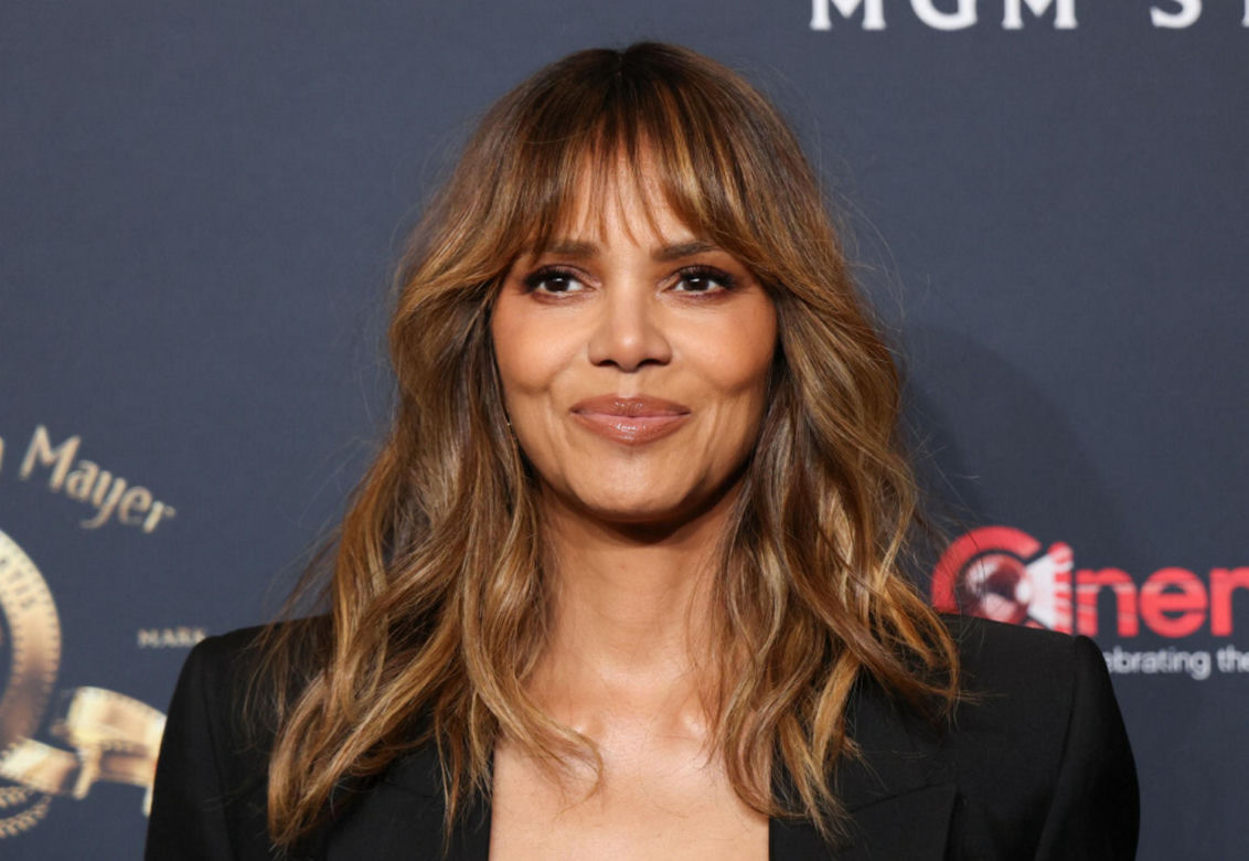 Halle Berry ma prawie 60 lat. Na czerwonym dywanie wszystkim opadły szczęki ma 59