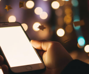 Noworoczne rymowanki 2026. Jak uniknąć banału i co tak naprawdę liczy się dla bliskich?