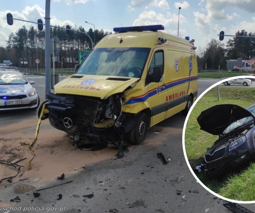 Rzgów: Groźny wypadek karetki. Ambulans z pacjentką zderzył się z osobówką. Jak do tego doszło? [FOTO]