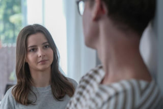 Barwy szczęścia, odcinek 3297: Zraniony Aleks wytknie Ewie wspólną noc z Romeem! Dobije go tym wyznaniem - ZDJĘCIA