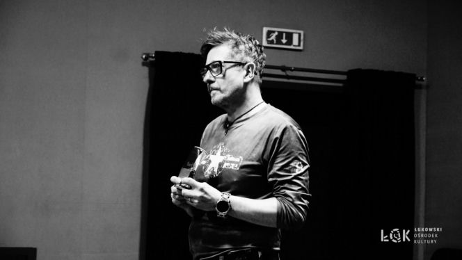 Warsztaty aktorskie prowadzi doświadczony aktor Jerzy Michalski