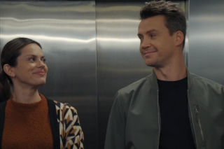 M jak miłość, odcinek 1913: Przypadkowe spotkanie Jakuba i Kasi w windzie. Nie ukryje, jak bardzo ją kocha - WIDEO