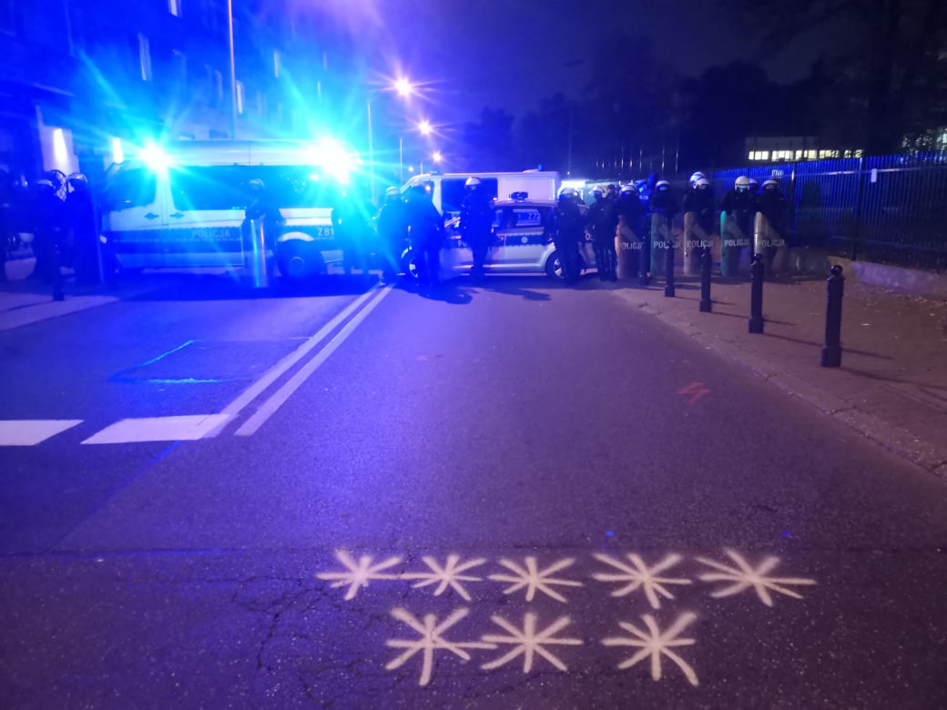 Protesty kobiet 28.10.2020. Polki manifestują w Warszawie