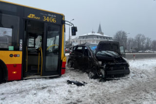 Wypadek autobusu miejskiego w Markach. Są ranni