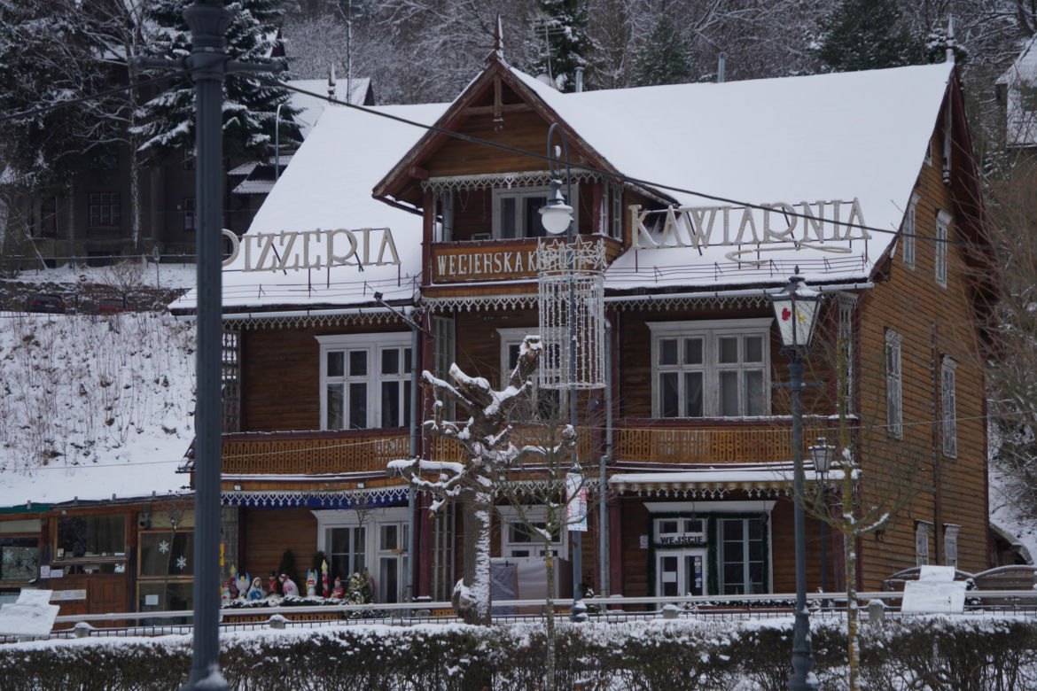 Przybywa turystów, ubywa mieszkańców. Nietypowy problem małopolskiego miasta
