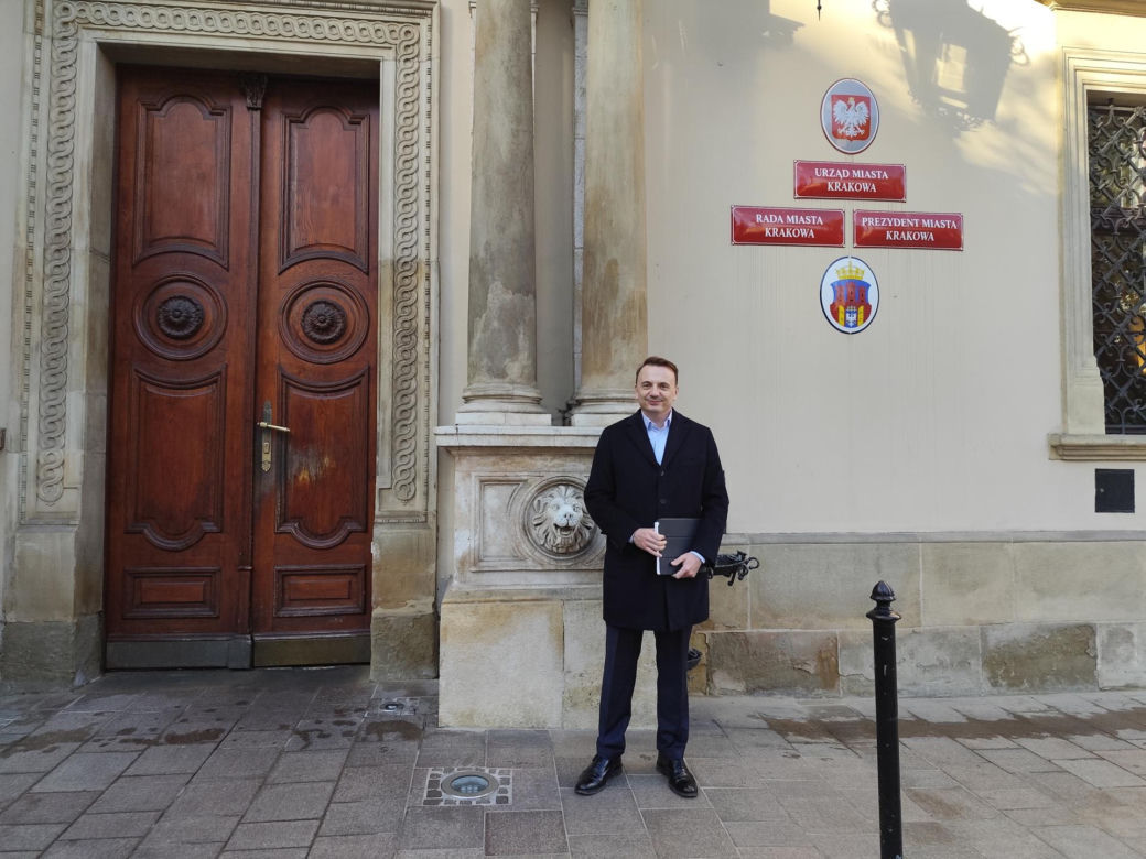 Pierwszy dzień w pracy nowego prezydenta Krakowa Łukasza Gibały