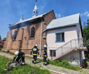 Przerażająca pożoga w kościele. Płomienie buchały przez okna! Ogień strawił całe wnętrze