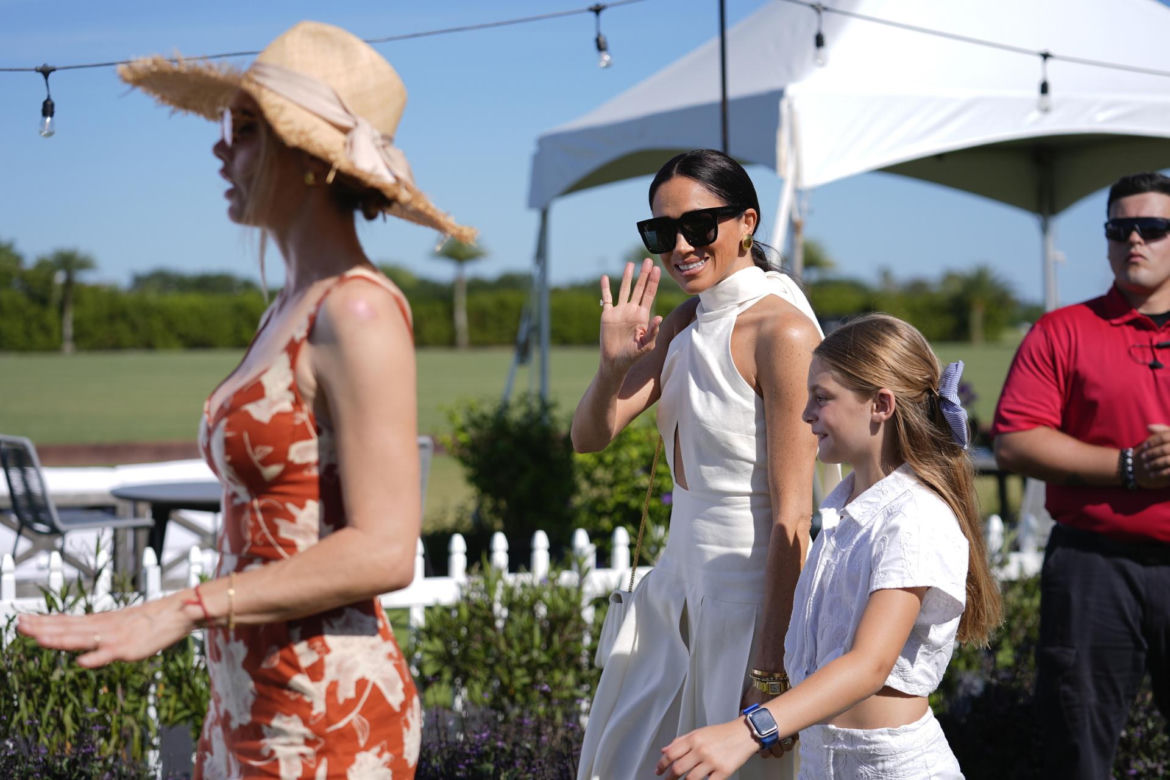 Szokujące portrety Meghan Marka i księcia Harry'ego! Domyśliłbyś się, że to oni?