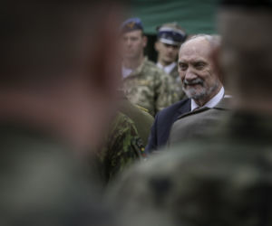  Tak się zmieniał Antoni Macierewicz 