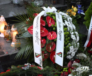 Tak wygląda grób Jacka Magiery po pogrzebie