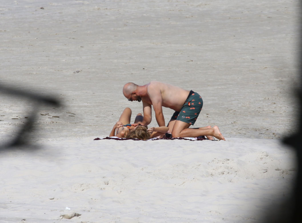 Agnieszka Kaczorowska: Bożenk z klanu baraszkuje na plaży