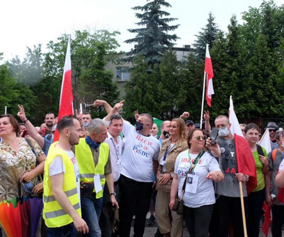 Osaczyli Kaczyńskiego