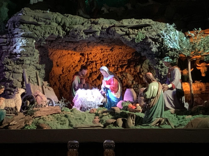 Żłóbek w Panewnikach 2025. Franciszkanie postawili na symboliczne sceny