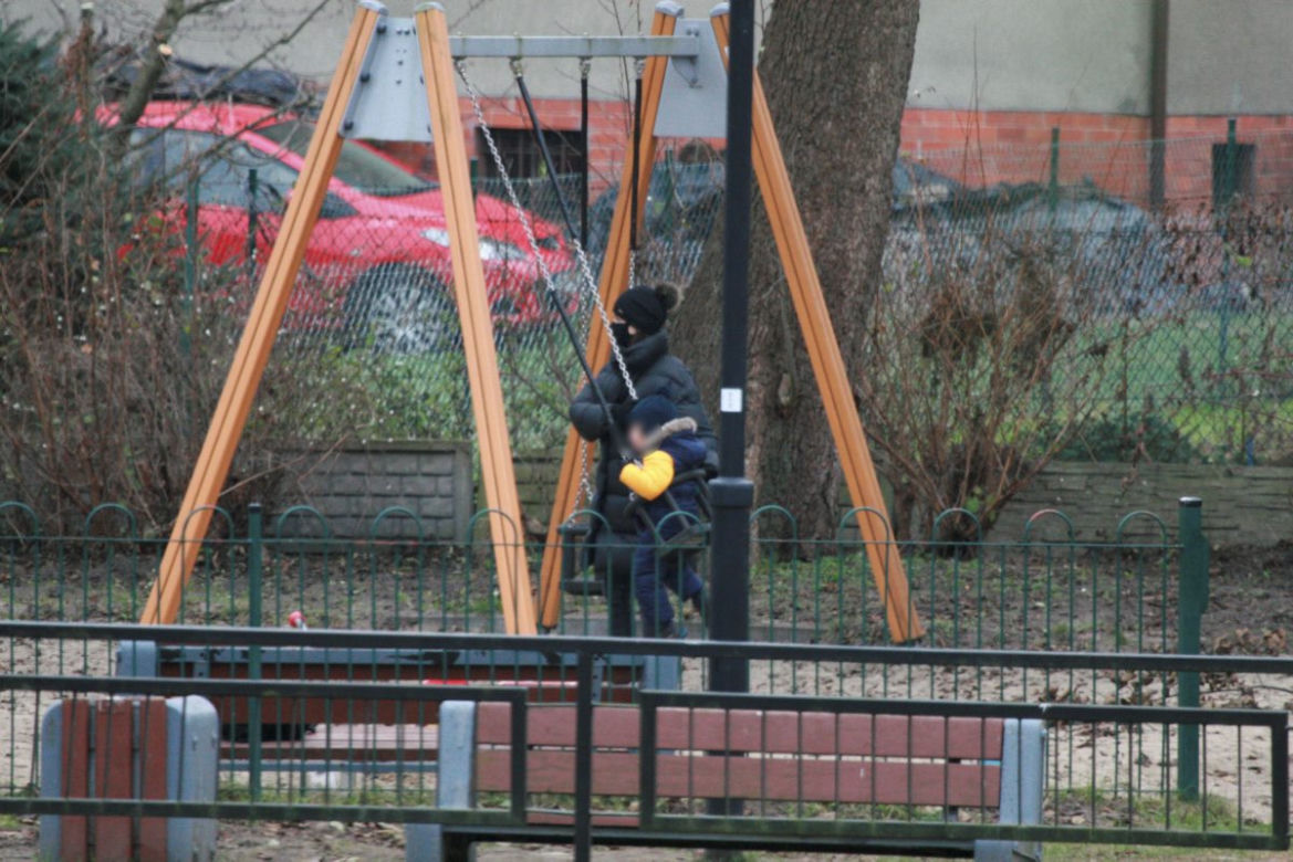 Marta Kaczyńska. Zabrała Stasia na spacer do rybnego
