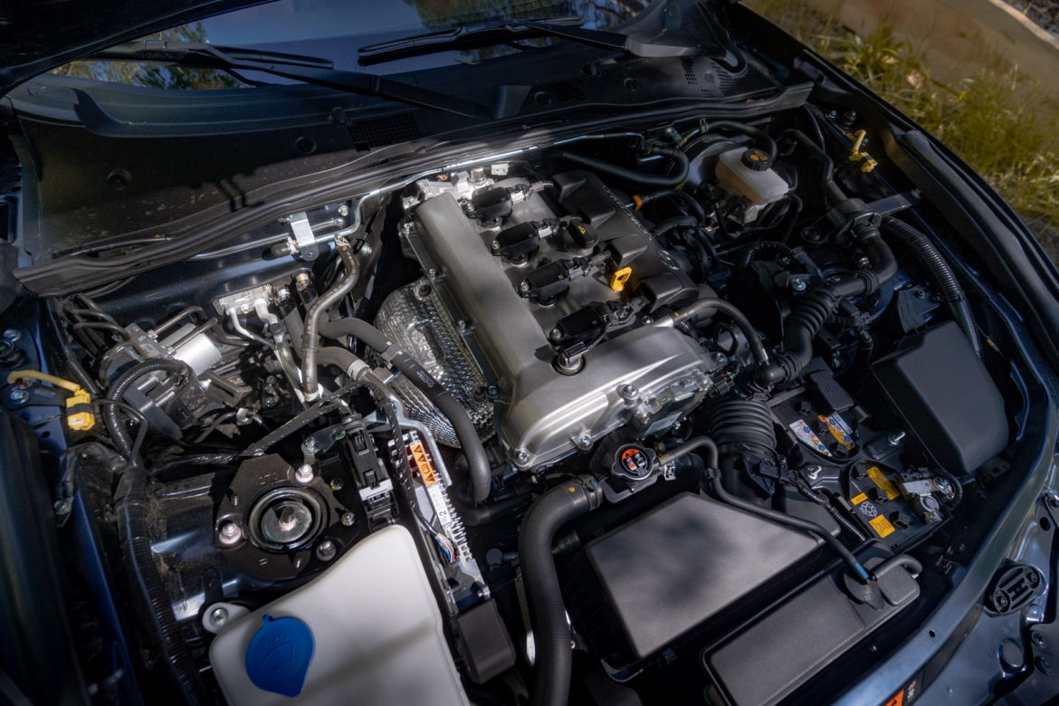 Mazda MX-5 2.0 Skyactiv-G 184 KM 6MT iELOOP Skyfreedom
