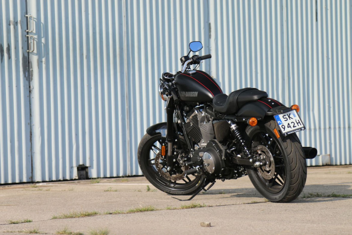 Harley-Davidson Roadster