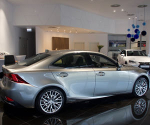 Lexus IS po liftingu