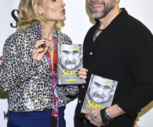 Markowska przytulała męża, Ostałowska zaskoczyła sylwetką, Ścibakówna błyszczała na premierze biografii Rewińskiego