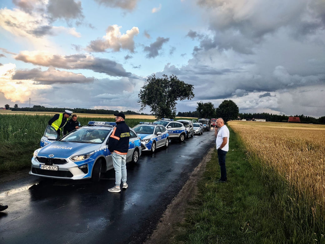16-letni Patryk zginął na swoim motorowerze. Nie miał szans w zderzeniu z autem [ZDJĘCIA]