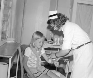 Pielęgniarka ze szkoły podstawowej - 1972 r.