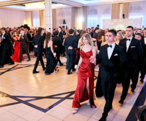 Studniówka siedleckiej Królówki 2026 - walc i polonez