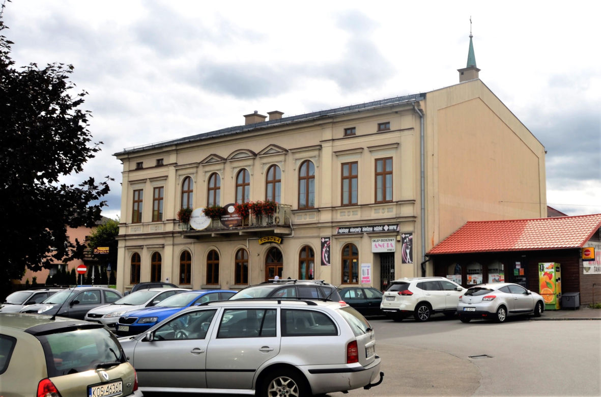 To jedno z najpiękniejszych śląskich miast. Kiedyś leżało w Małopolsce, a jego mieszkańcy mieli własny język