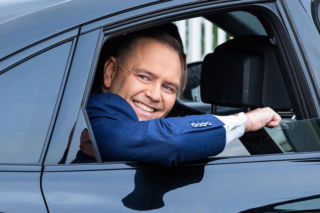 W drodze na dożynki Karol Nawrocki zobaczył ich przy drodze! Poruszające sceny