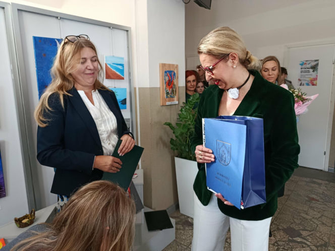 Rysowane malowane do szuflady