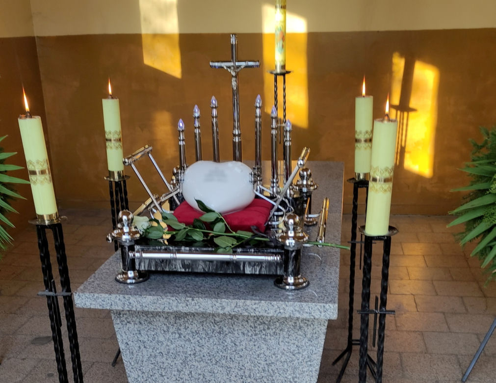 Pogrzeb zamordowanej 13-latki. Bliscy żegnają Nadię w Inowrocławiu
