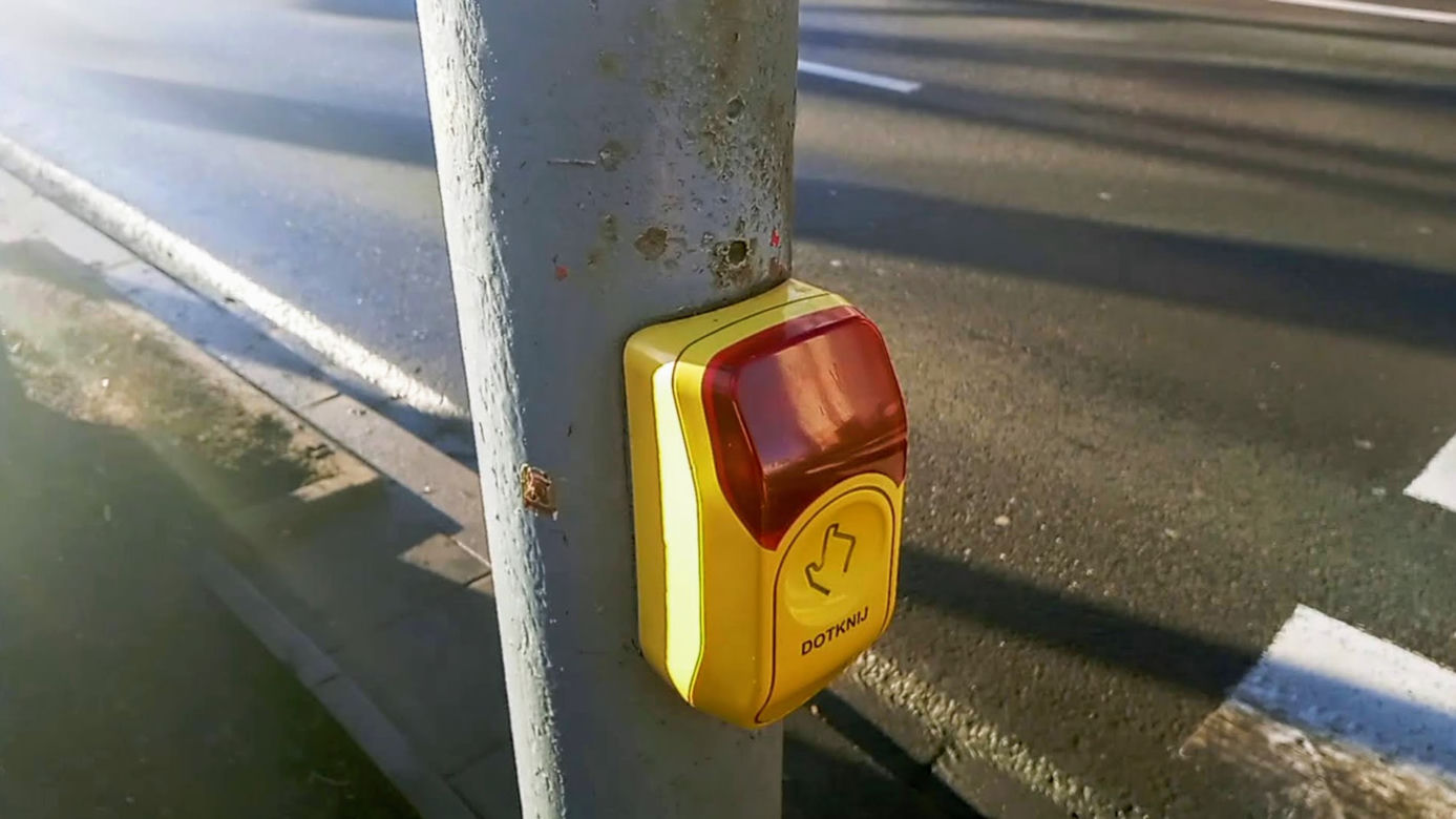 Niebezpieczne przejście dla pieszych na al. Piastów