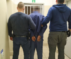 Ploski. Pościg za złodziejami. Mężczyźni wskoczyli do rzeki