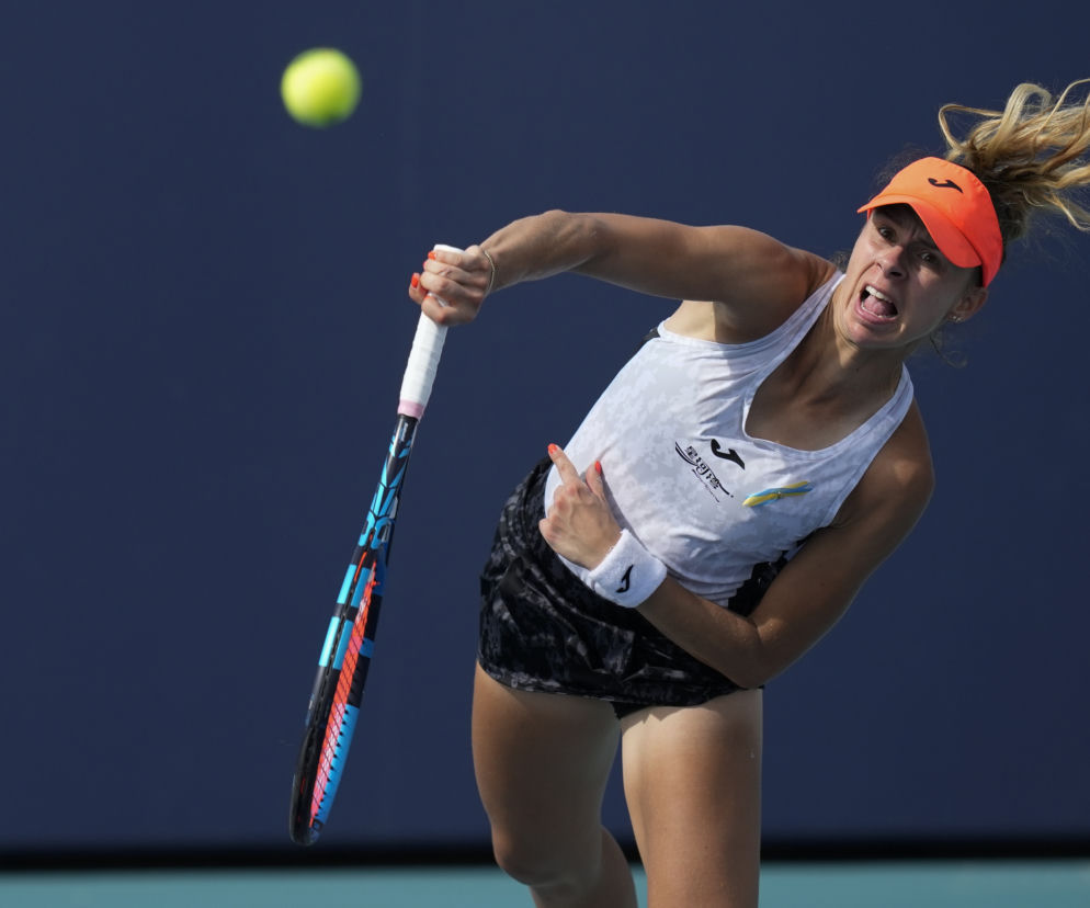 Magda Linette - Irina Begu RELACJA NA ŻYWO. Billie Jean King Cup: Linette - Begu WYNIK LIVE ONLINE. Fed Cup w Radomiu BJKC Polska - Rumunia na żywo DZISIAJ 15.04 w INTERNECIE