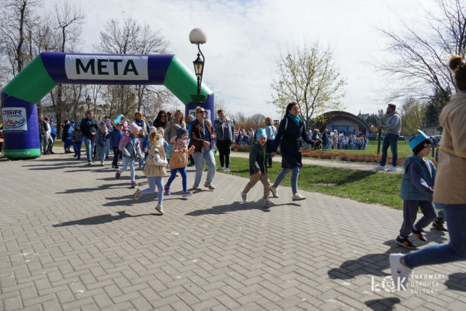 8. Niebieski Bieg Stowarzyszenia „Labirynt” w Łukowie - ZDJĘCIA cz. 1