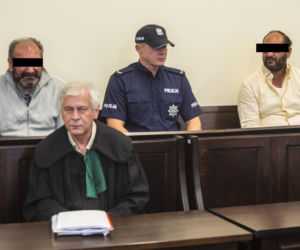 Szef wnuczkowej mafii popłakał się przed sądem