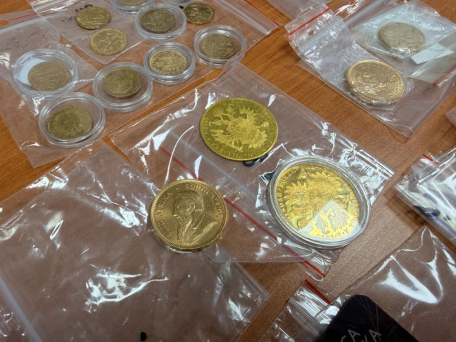 Ukrainiec wiózł w aucie złoto warte fortunę. Nie potrafił wyjaśnić, skąd je ma