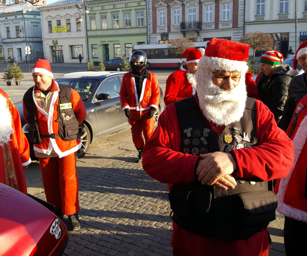 Czy św. Mikołaj jeździ na motocyklu? Tak i to nie jeden!