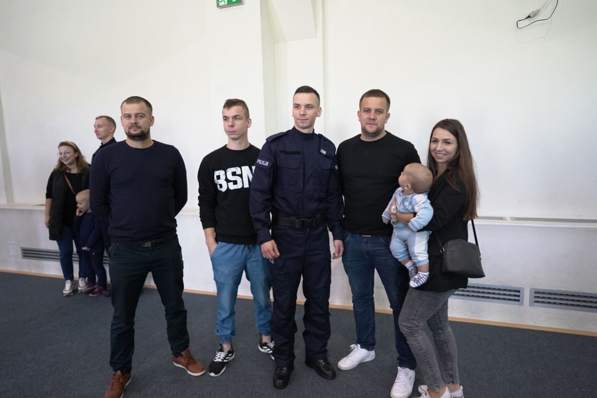 Nowi policjanci na Warmii i Mazurach. Ślubowanie złożyło 37 funkcjonariuszy [ZDJĘCIA]