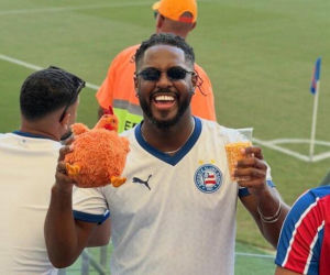 Fani nie mogą w to uwierzyć! Nie żyje popularny influencer