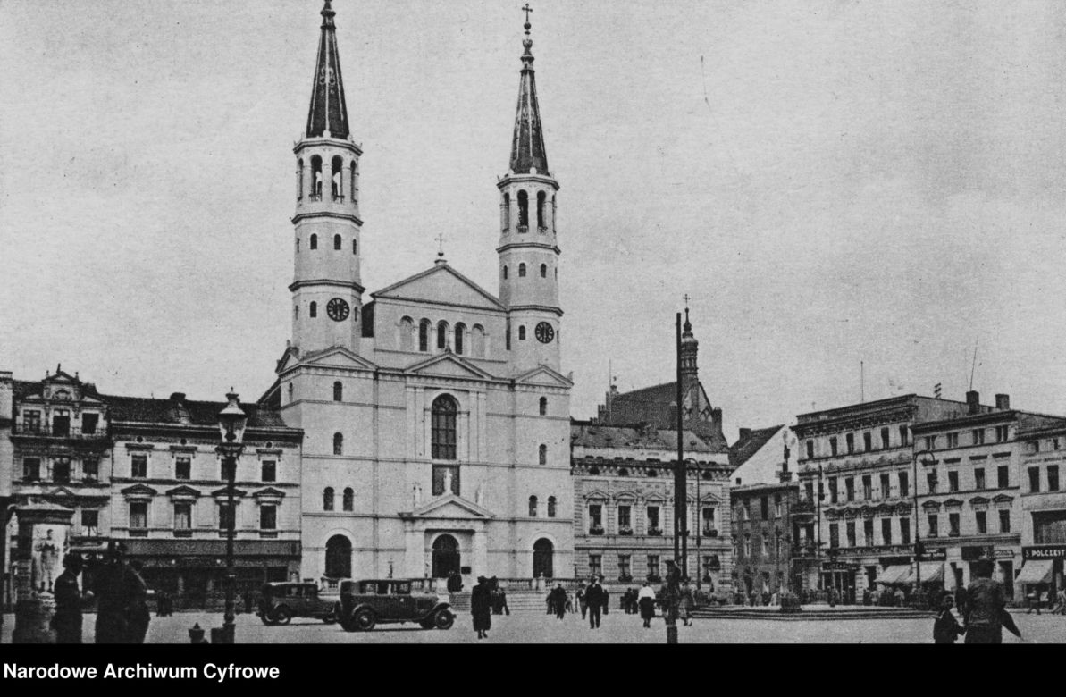Po dwóch wieżach pozostała już tylko legenda