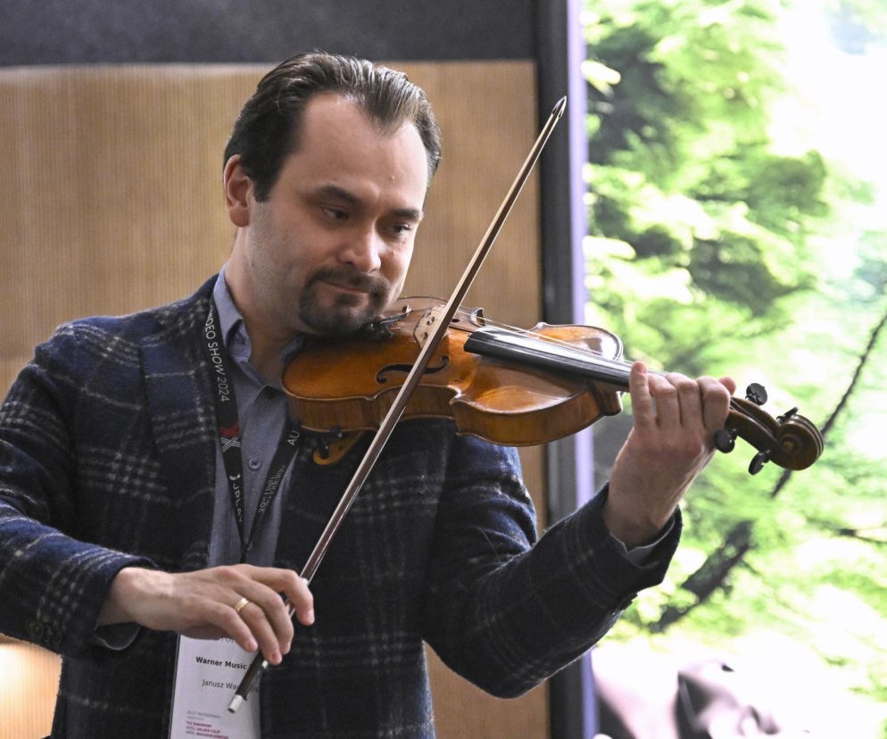 Skrzypek Janusz Wawrowski gra na skrzypcach Stradivarius Polonia. O tym wyjątkowym instrumencie przeczytasz w Eska2.
