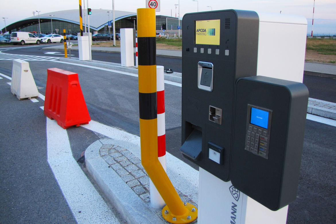 Opłaty za parking na lotnisku Rzeszów-Jasionka od 21 sierpnia