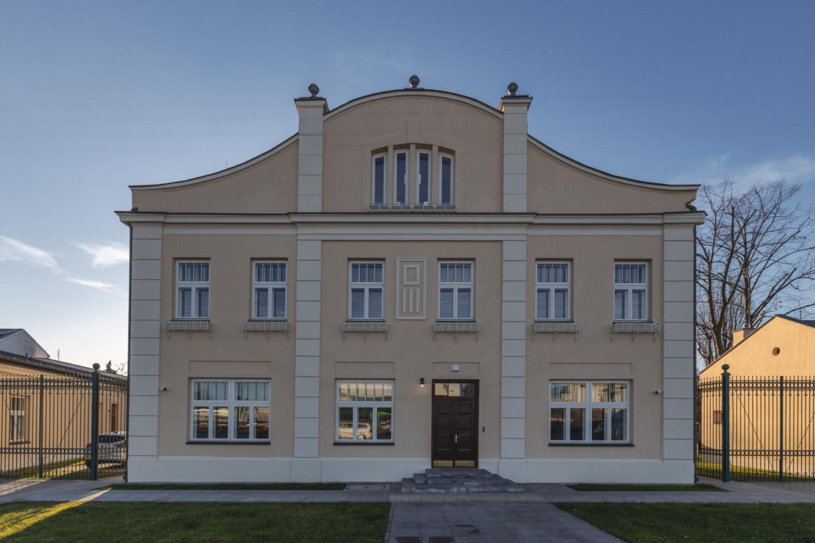 Willa przy Modlińskiej w Warszawie z niezwykłą historią i wnętrzami