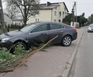 Kolizja dwóch Opli w Kraczewicach Prywatnych