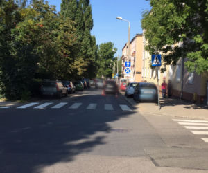 Wypadek przy ul. Niedziałkowskiego. Kobieta została potrącona na przejściu dla pieszych [ZDJĘCIA]