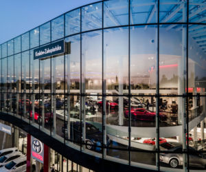 Toyota Romanowski Kraków - nowy salon Toyoty i Lexusa