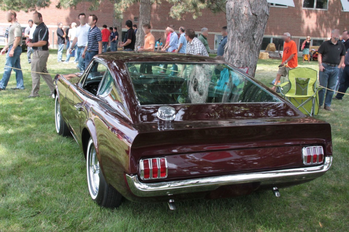 Ford Mustang Shorty