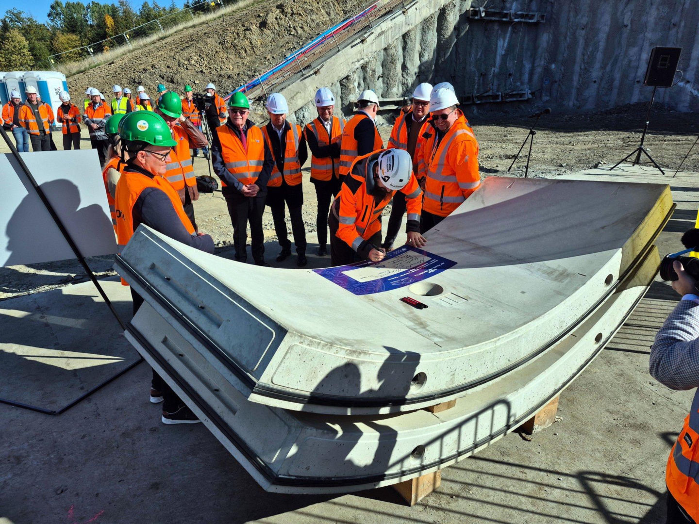 Rozpoczęcie drążenia tunelu ewakuacyjnego Tymbark - Szczyrzyc